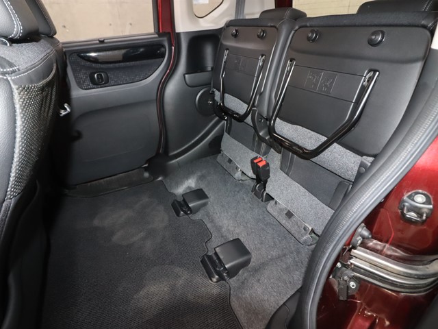 ホンダ N BOXカスタム10枚目