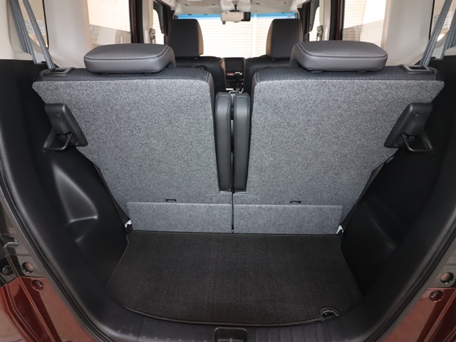 ホンダ N BOXカスタム11枚目