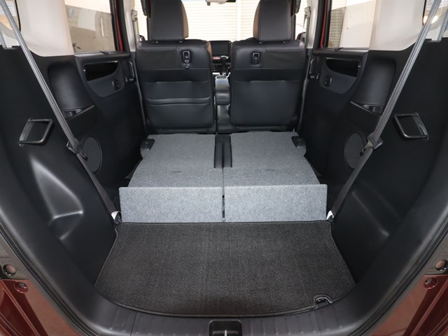 ホンダ N BOXカスタム12枚目