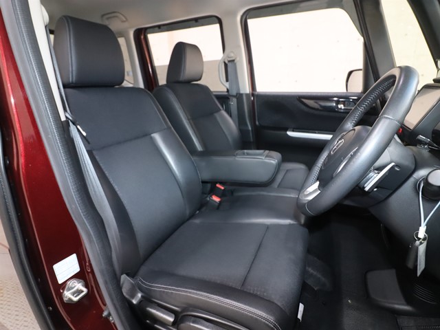 ホンダ N BOXカスタム3枚目