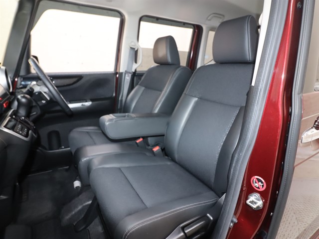 ホンダ N BOXカスタム8枚目