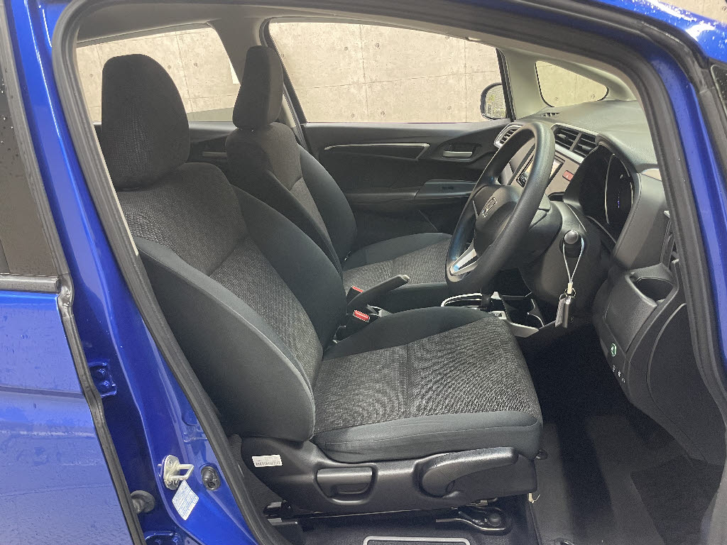 ホンダ フィット3枚目