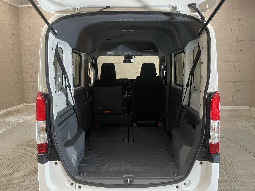 ホンダ N-VAN8枚目