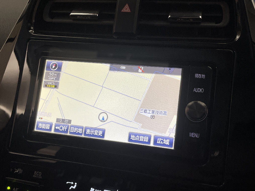 トヨタ プリウス13枚目