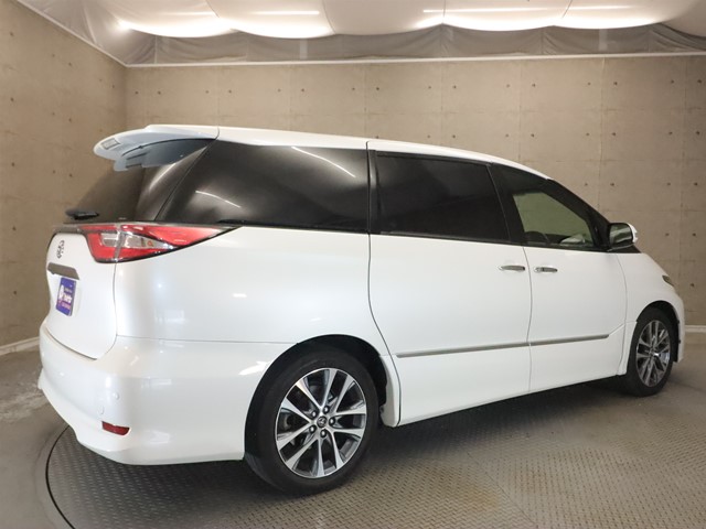 トヨタ エスティマ1枚目