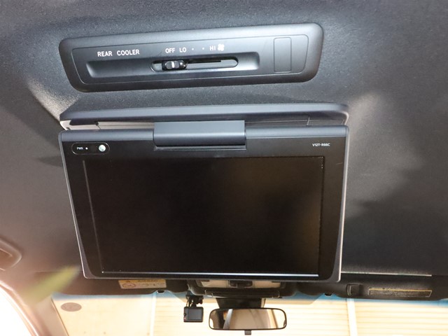 トヨタ エスティマ5枚目