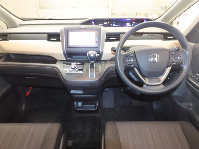 ホンダ フリード2枚目