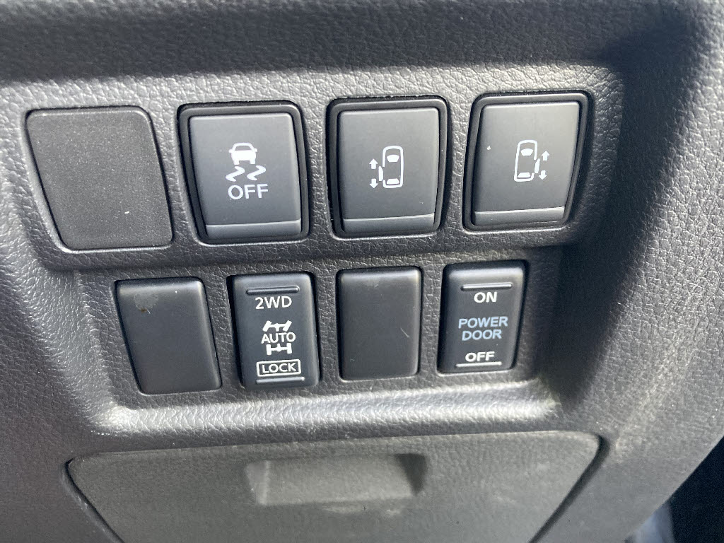 ニッサン エルグランド8枚目