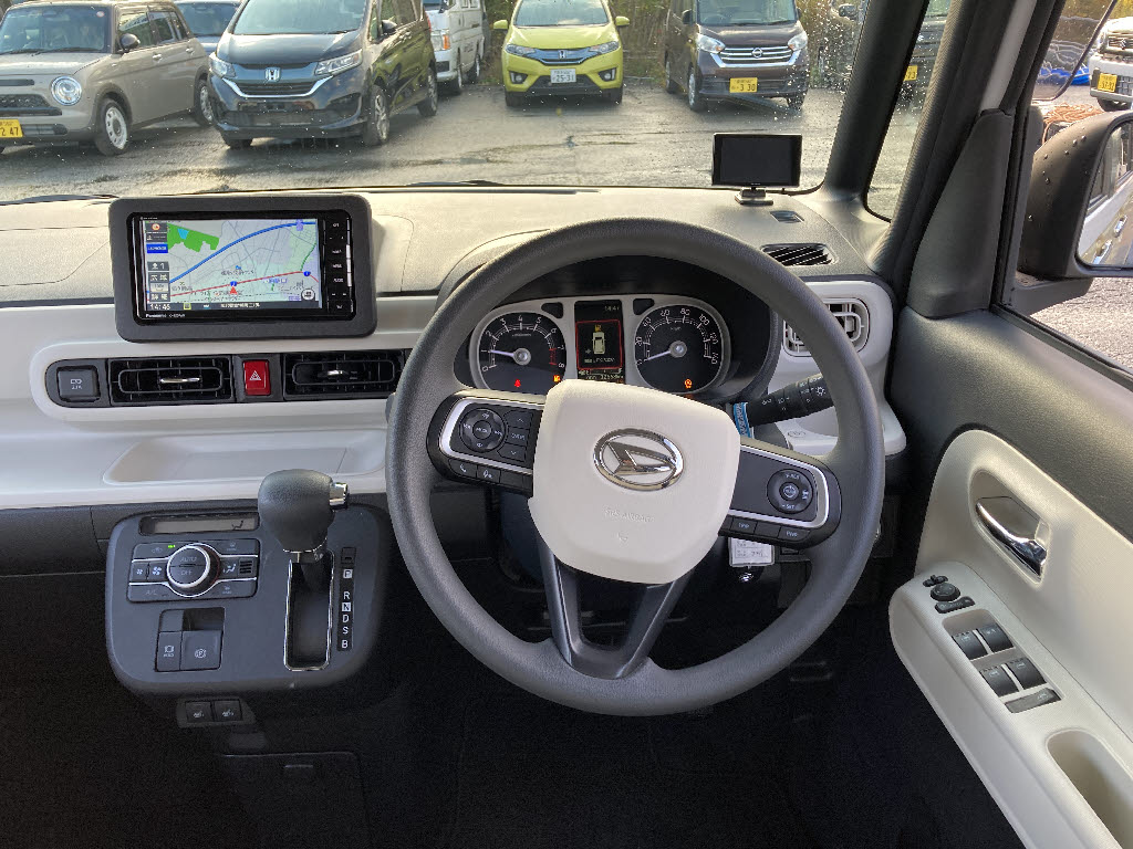 ダイハツ ムーヴキャンバス3枚目