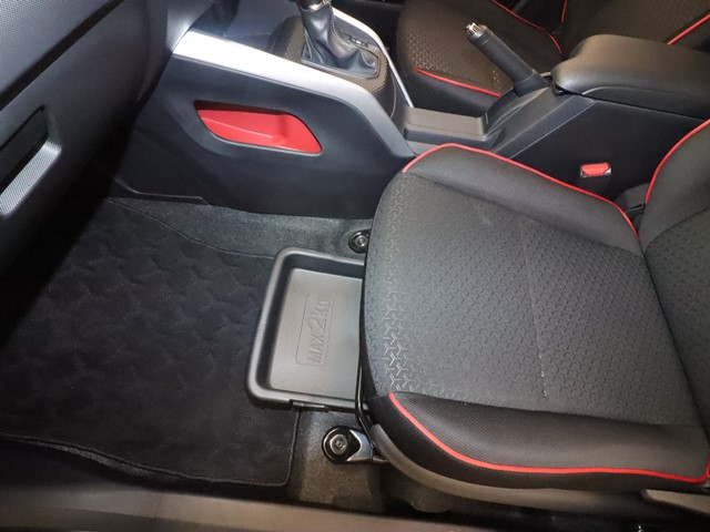 トヨタ ライズ6枚目