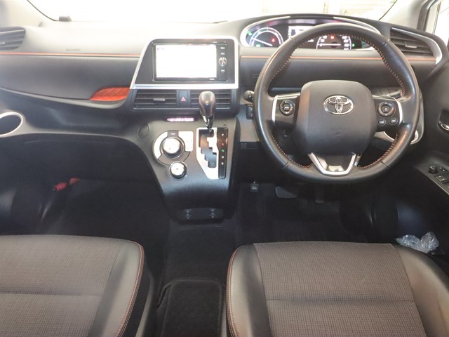 トヨタ シエンタ ハイブリッド2枚目