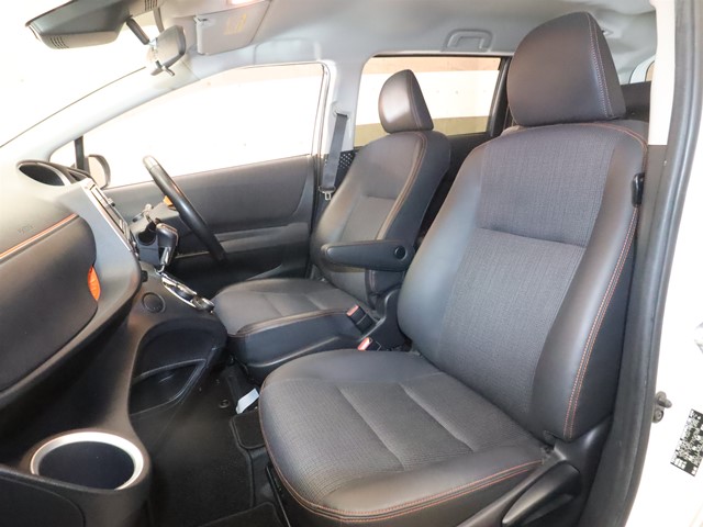 トヨタ シエンタ ハイブリッド5枚目