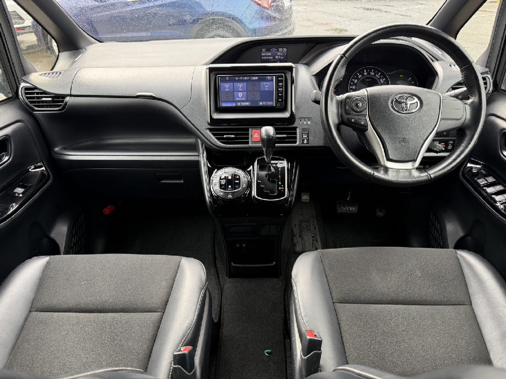 トヨタ ノア1枚目