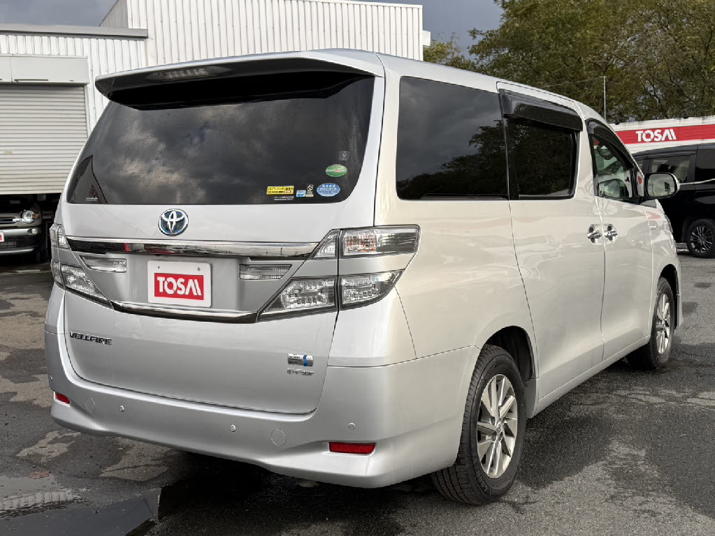 トヨタ ヴェルファイアハイブリッド17枚目