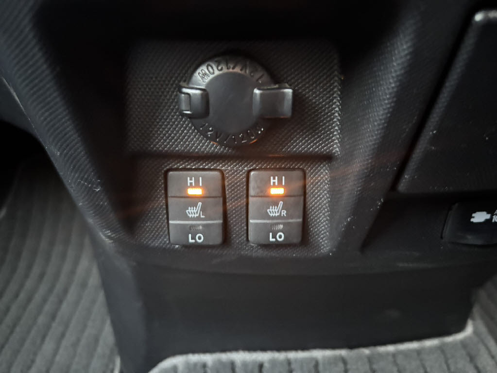 トヨタ エスティマ4枚目