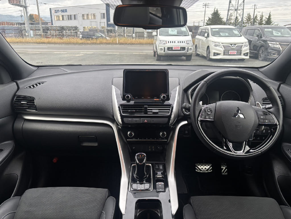 三菱 エクリプスクロス1枚目