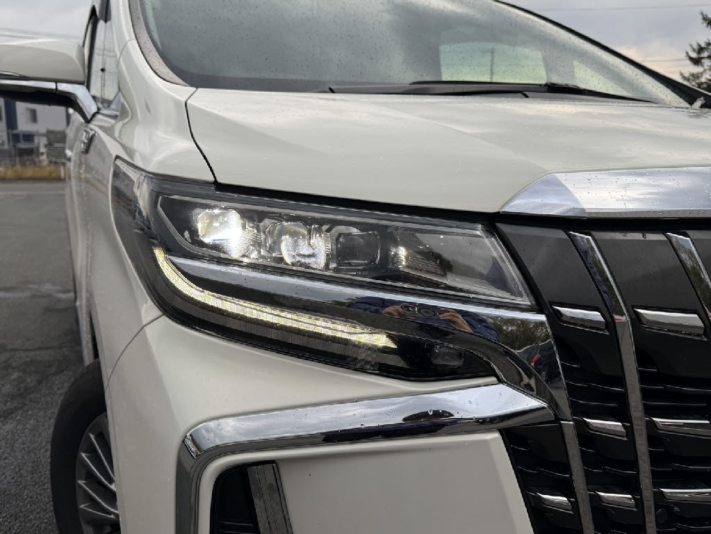 トヨタ アルファード12枚目