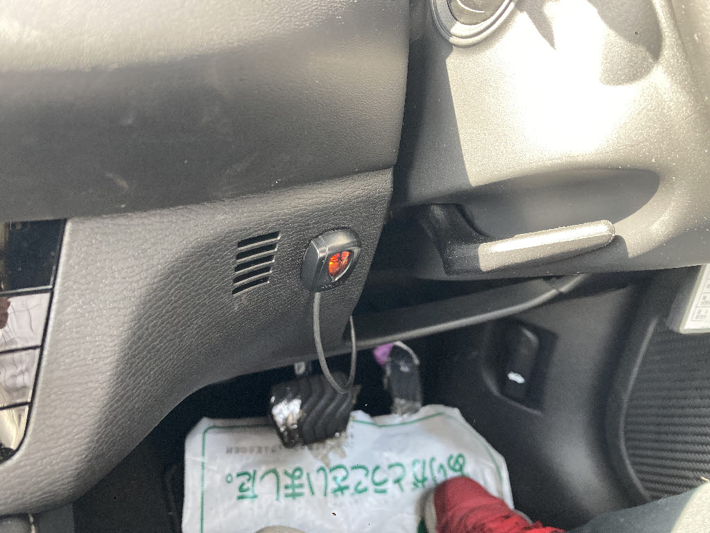 三菱 アウトランダーPHEV8枚目