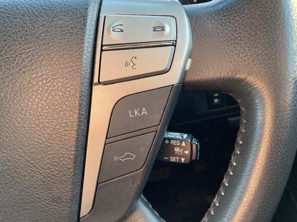 トヨタ アルファード ハイブリッド9枚目