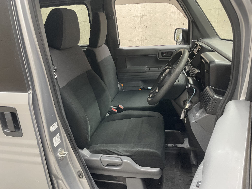 ホンダ N-VAN3枚目