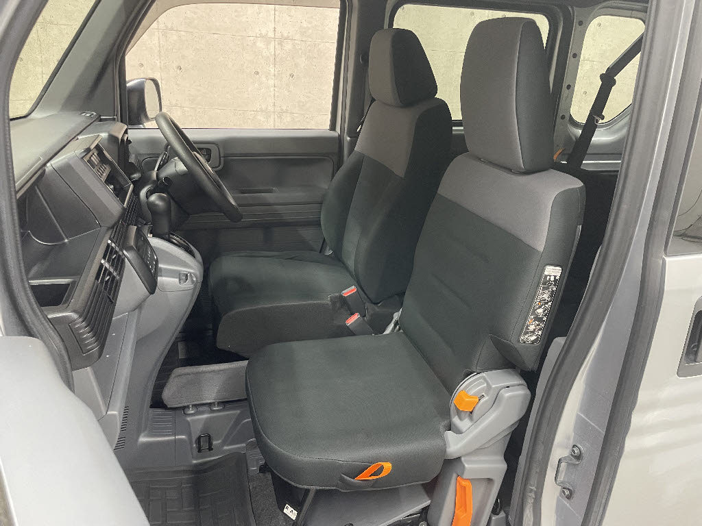ホンダ N-VAN5枚目