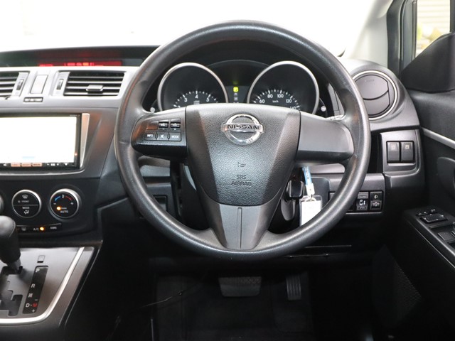 ニッサン ラフェスタ19枚目