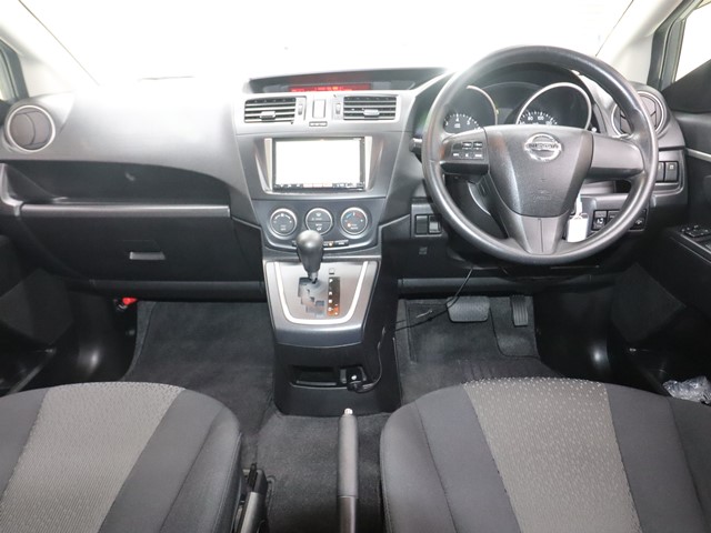 ニッサン ラフェスタ2枚目