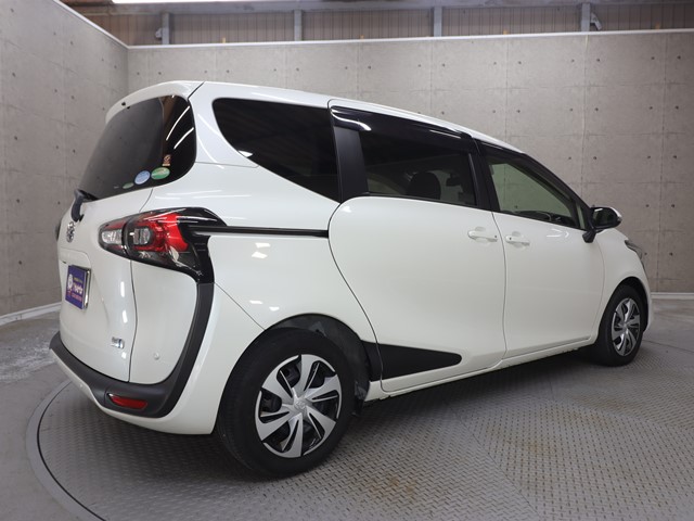 トヨタ シエンタ ハイブリッド1枚目