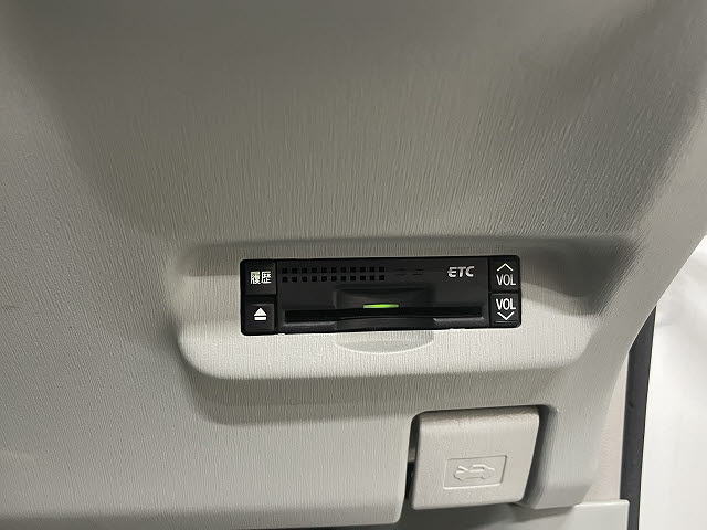 トヨタ プリウス17枚目