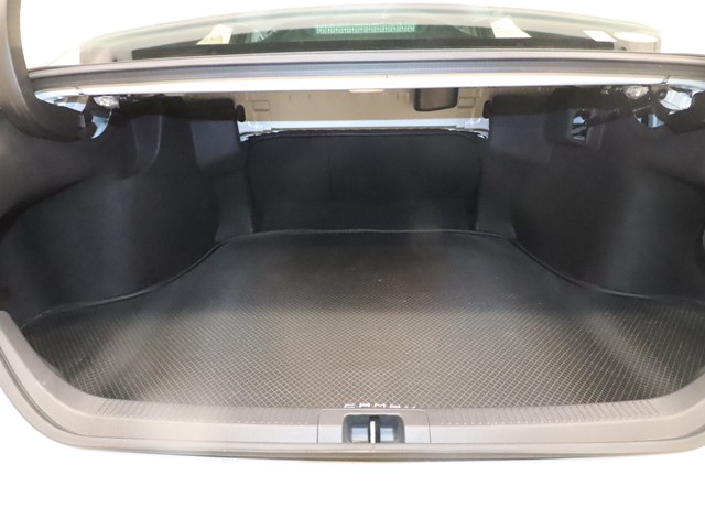 トヨタ カムリHV9枚目