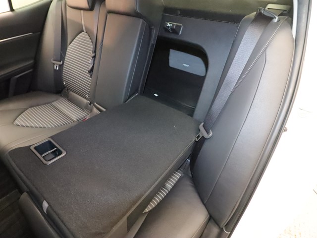 トヨタ カムリHV11枚目