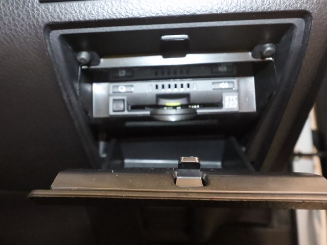 トヨタ カムリHV17枚目