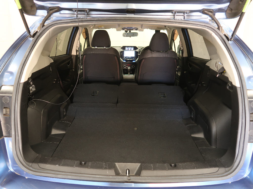 スバル インプレッサスポーツ8枚目