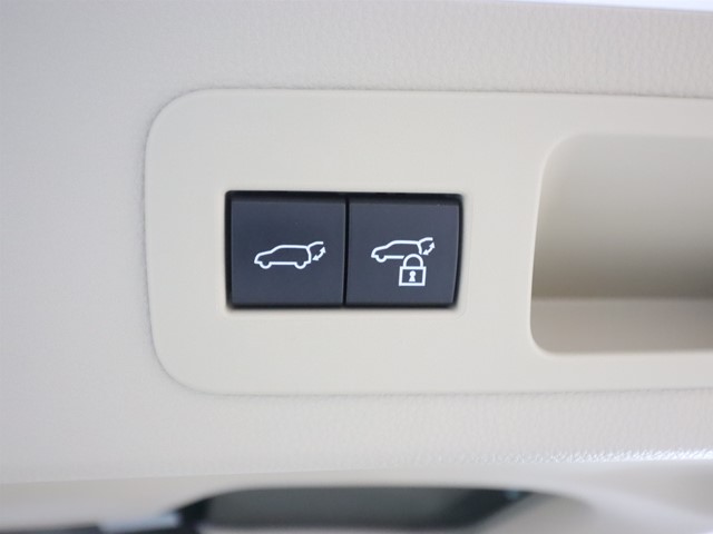 トヨタ ランドクルーザー19枚目