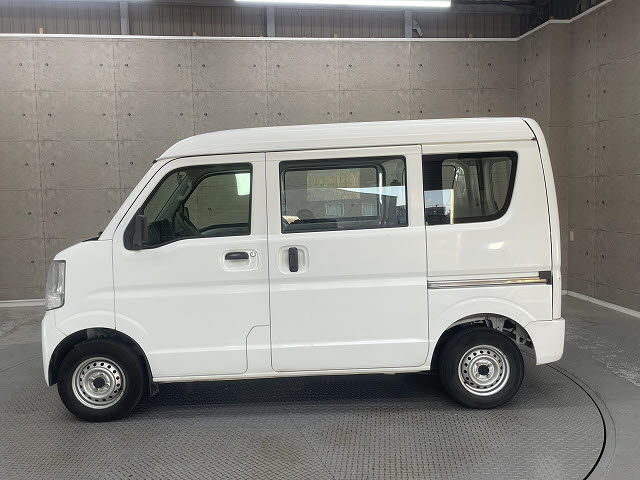 ニッサン NV100クリッパーV14枚目
