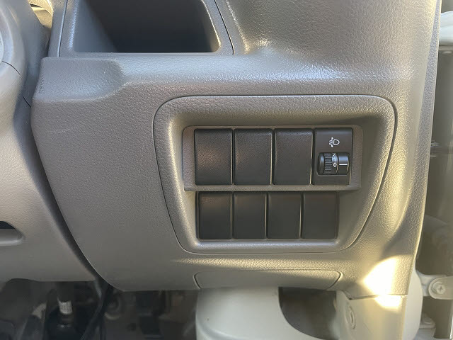 ニッサン NV100クリッパーV18枚目