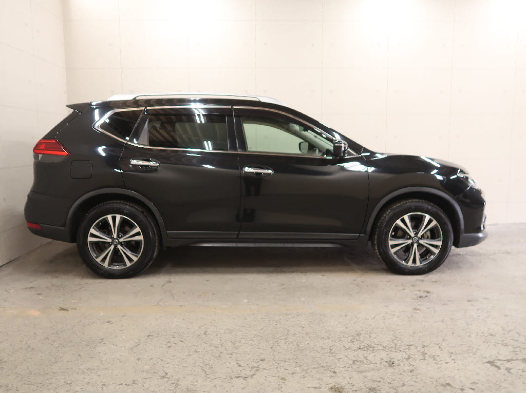 ニッサン エクストレイル9枚目