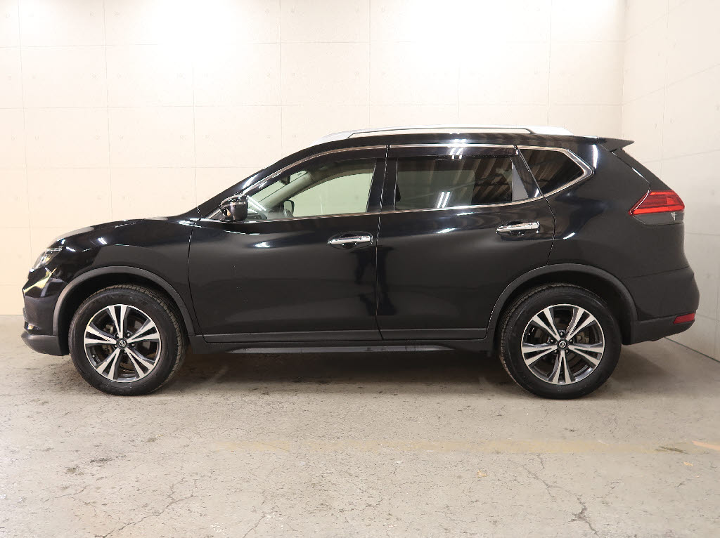 ニッサン エクストレイル10枚目