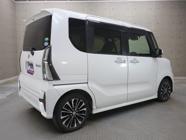 ダイハツ タントカスタム1枚目