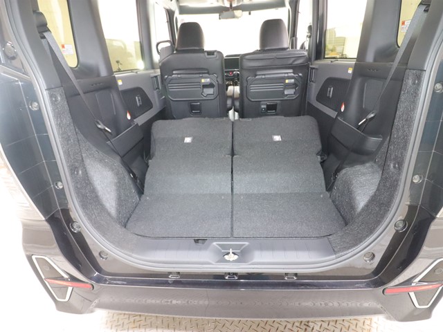 ダイハツ タントカスタム12枚目