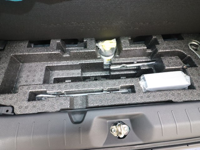 ダイハツ タントカスタム13枚目