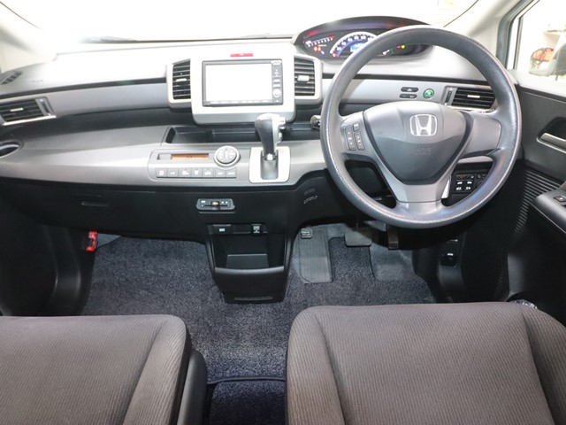 ホンダ フリード2枚目