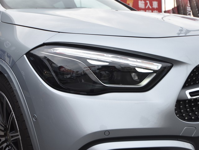 メルセデスベンツ GLAクラス11枚目