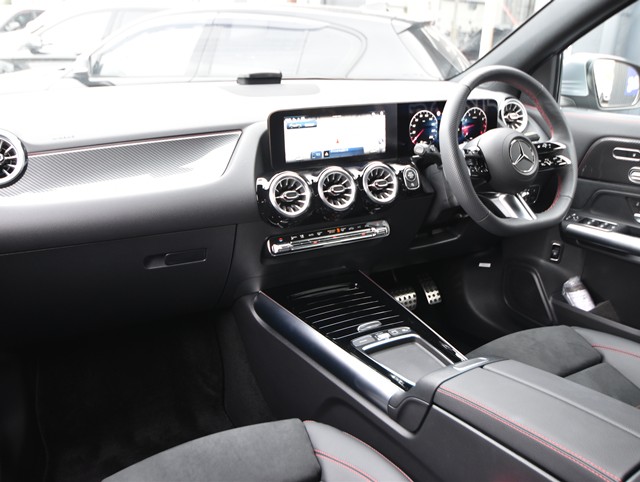 メルセデスベンツ GLAクラス2枚目