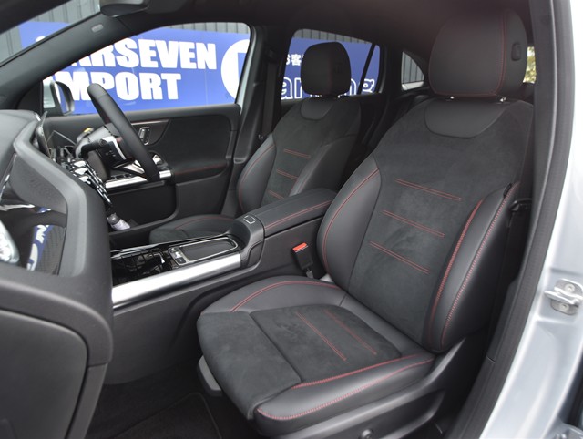 メルセデスベンツ GLAクラス3枚目