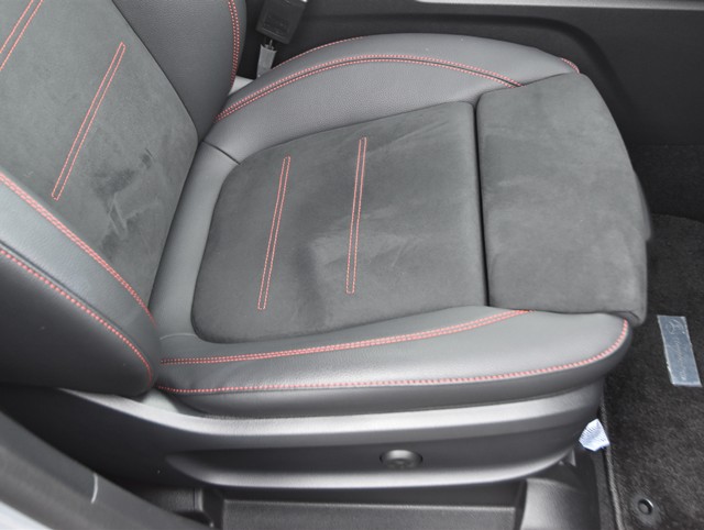 メルセデスベンツ GLAクラス4枚目