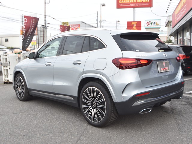 メルセデスベンツ GLAクラス8枚目