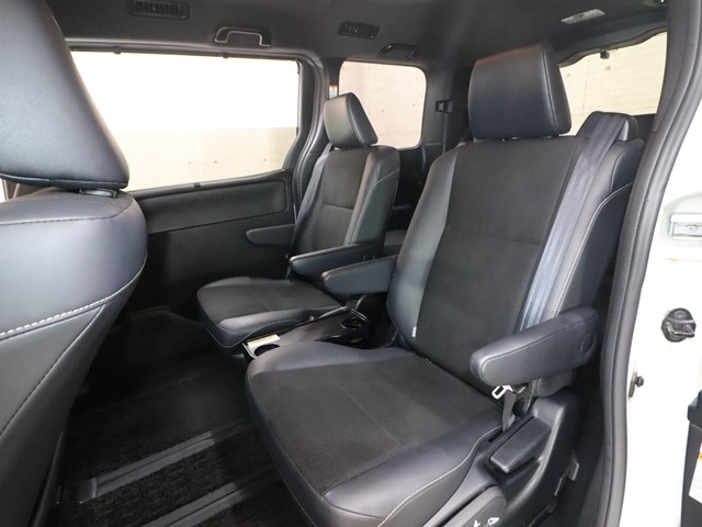 トヨタ ノア8枚目