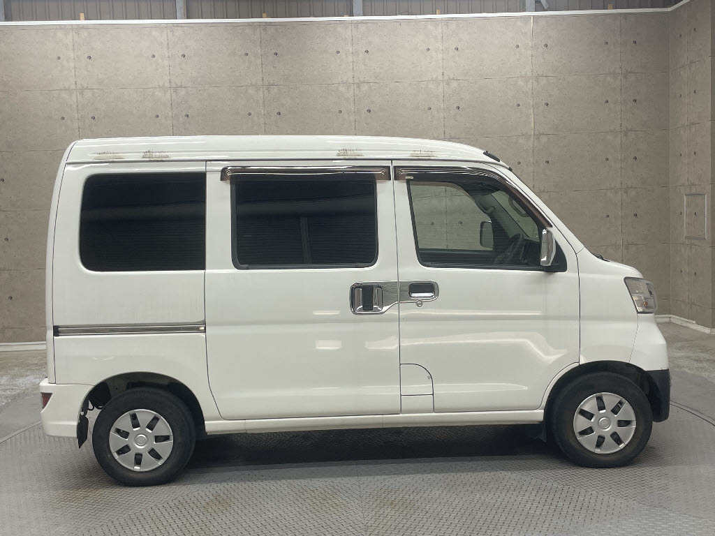 ダイハツ ハイゼットカーゴV12枚目
