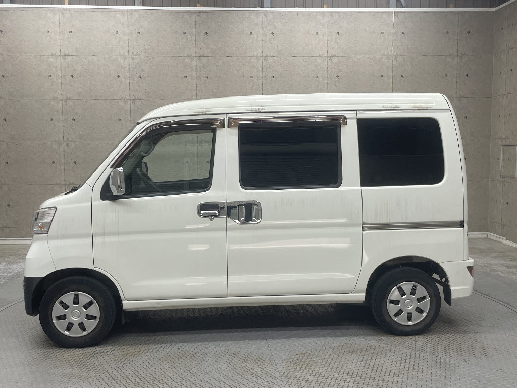 ダイハツ ハイゼットカーゴV13枚目